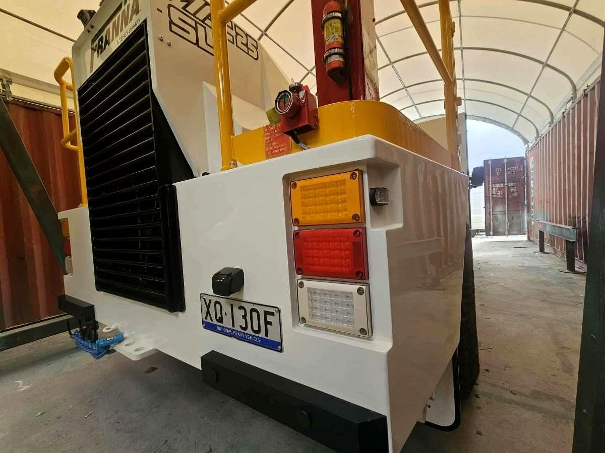 Crane rear detail finished