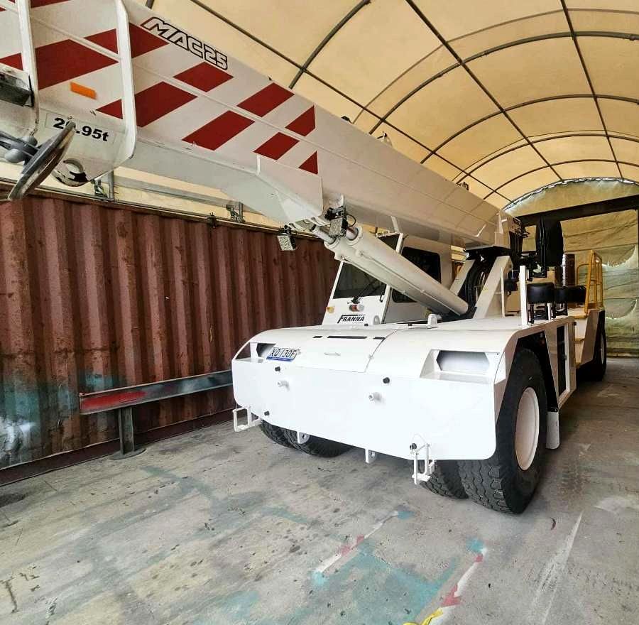 Franna MAC-25 pick and carry crane refinished by FBTM